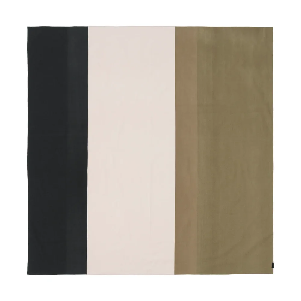Hennika duk 140×140 cm v:8497260 Hennika duk 140×140 cm v:8497260