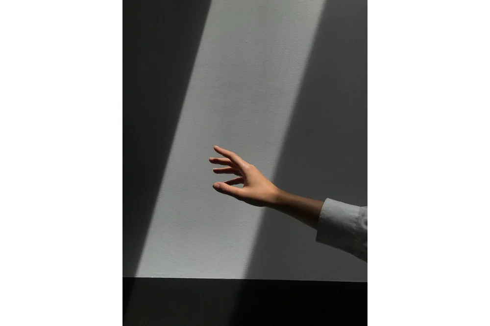 Poster Reaching Hand 50x70 cm v:1642554