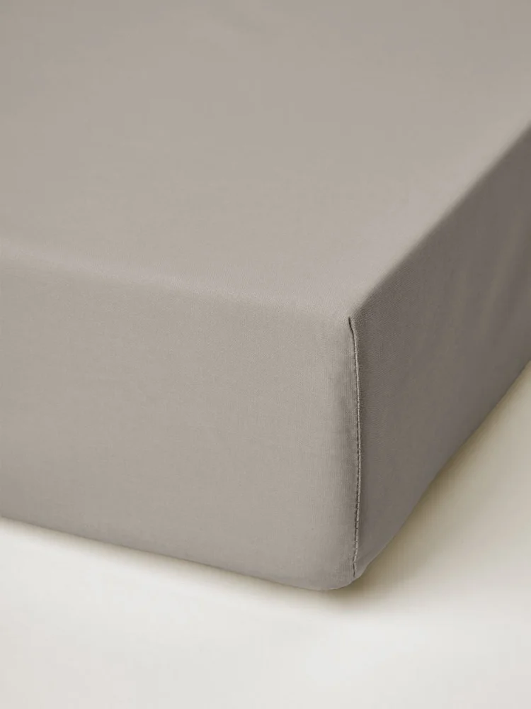 Formsydd laken lys grå – 90×200 cm v:2374411