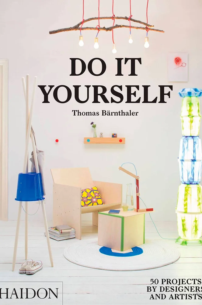 Coffee Table Book – Do It Yourself : 50 Projects By Designers And Artists – Hvit – Dekor | m v:1576885 Coffee Table Book – Do It Yourself : 50 Projects By Designers And Artists – Hvit – Dekor | m v:1576885