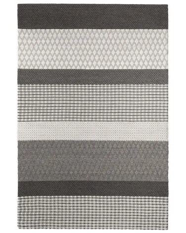 Teppe AKKAYA Grå 160 x 220 cm Ull v:1524343 Teppe AKKAYA Grå 160 x 220 cm Ull v:1524343